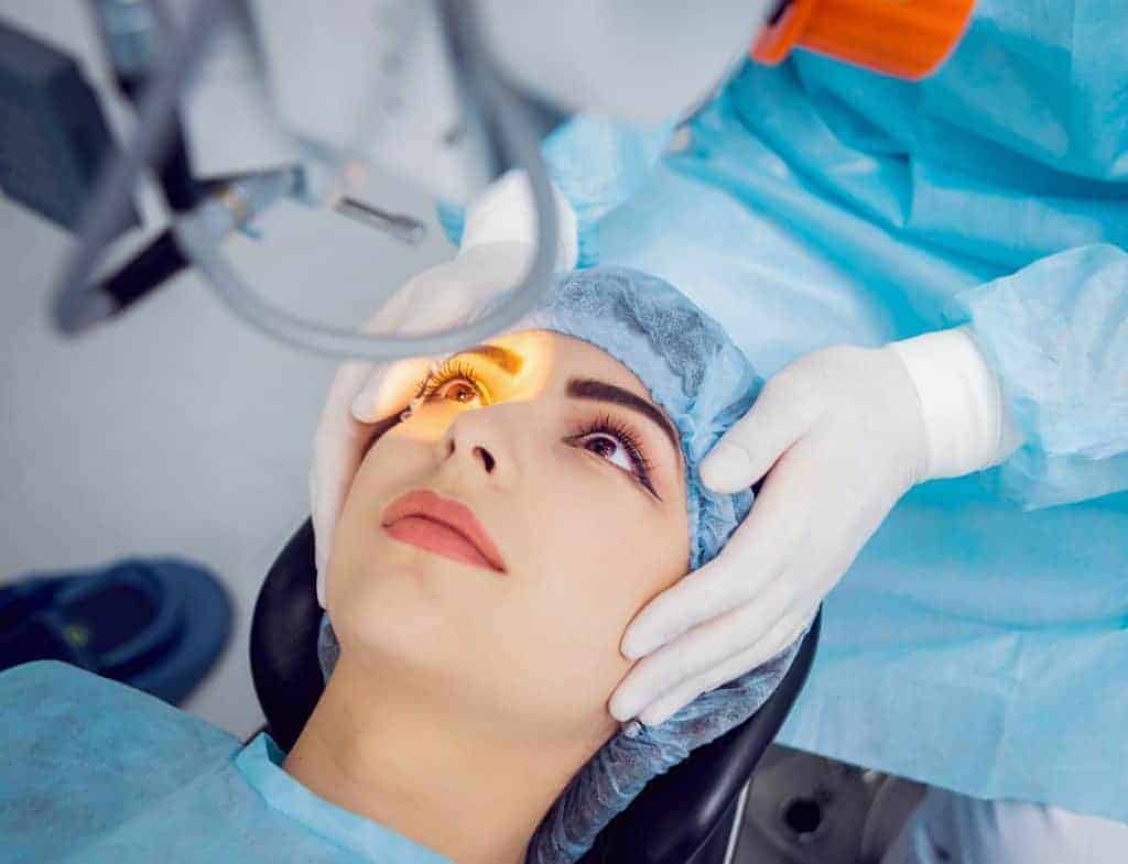 Vorbereitung-der-Augenlaser-Operation